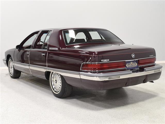 Buick-Roadmaster-Berline-1993-3