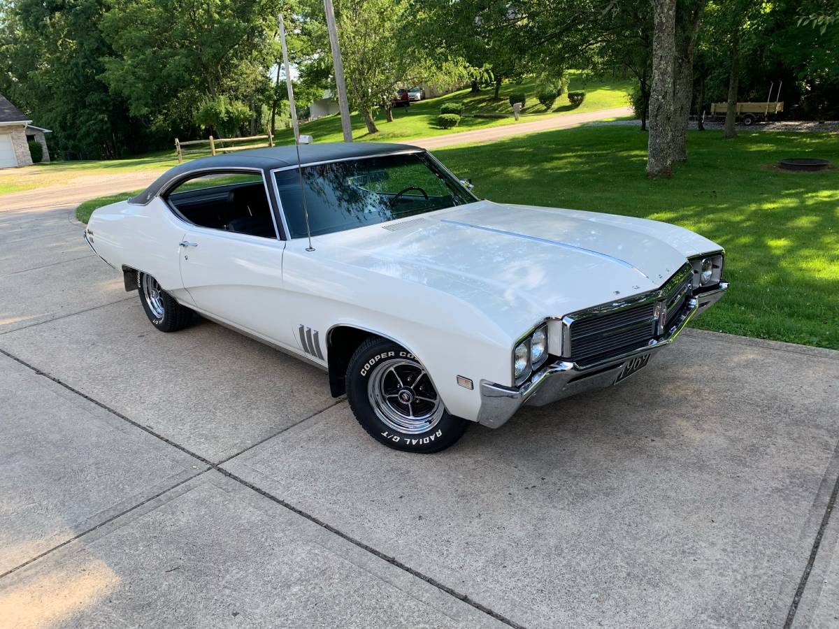 Buick-Skylark-custom-1969