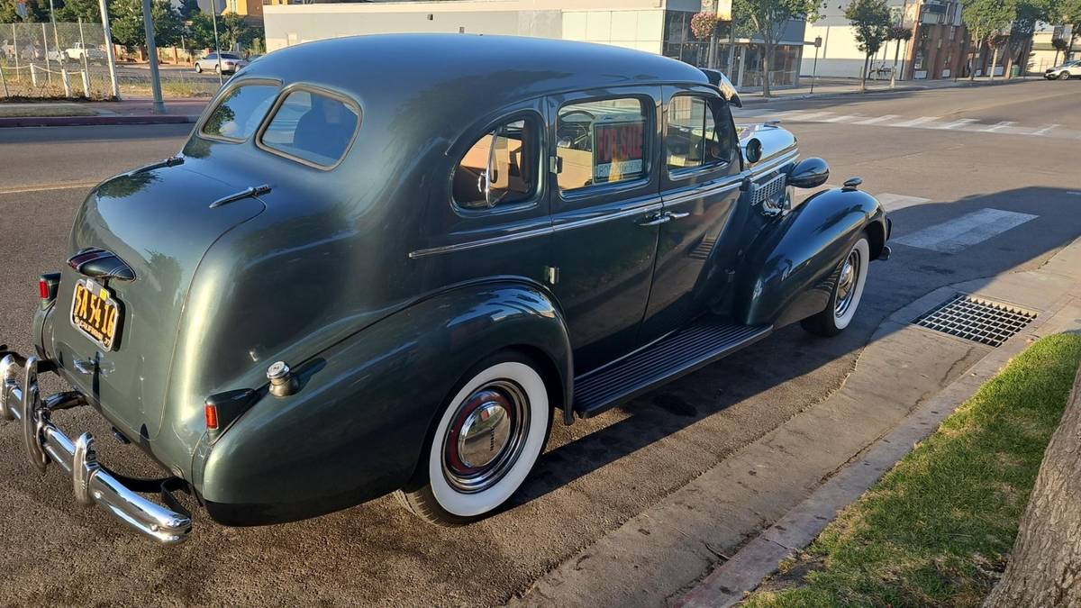 Buick-Special-1937-3