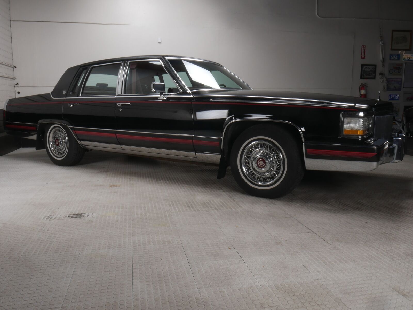 Cadillac Brougham Berline 1991