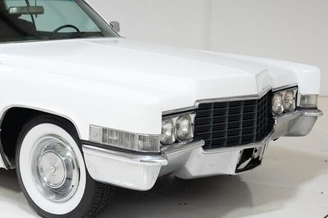 Cadillac-CALAIS-Coupe-1969-11