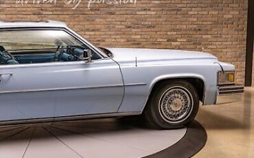 Cadillac-Coupe-DeVille-Coupe-1978-14