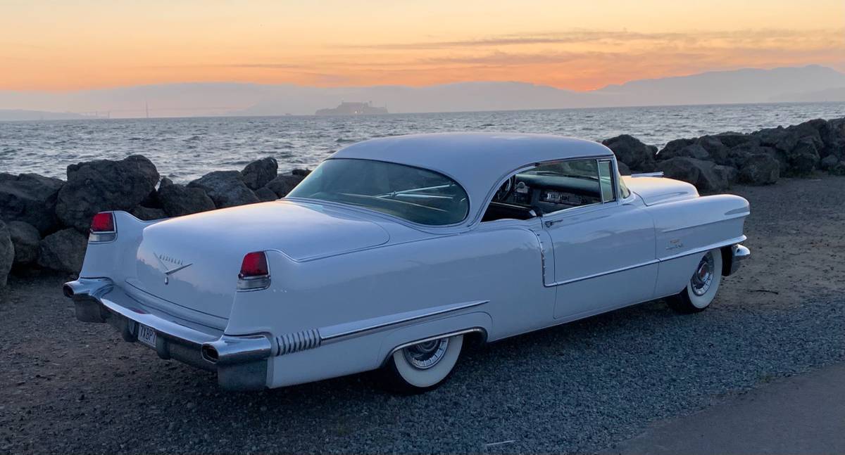 Cadillac-Coupe-deville-1956-2