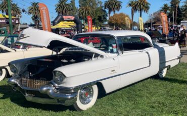 Cadillac-Coupe-deville-1956-3