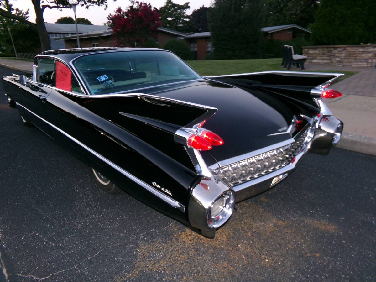 Cadillac-Coupe-deville-1959-15