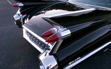 Cadillac-Coupe-deville-1959-2