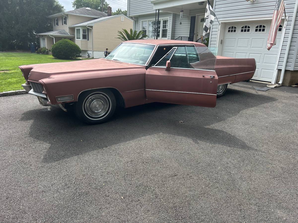 Cadillac-Coupe-deville-1968