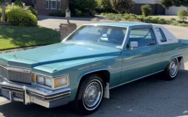 Cadillac-Coupe-deville-1979-2