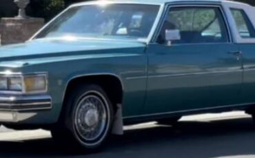 Cadillac-Coupe-deville-1979-7