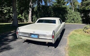 Cadillac-DeVille-1967-11