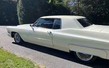 Cadillac-DeVille-1967-34