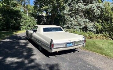 Cadillac-DeVille-1967-8