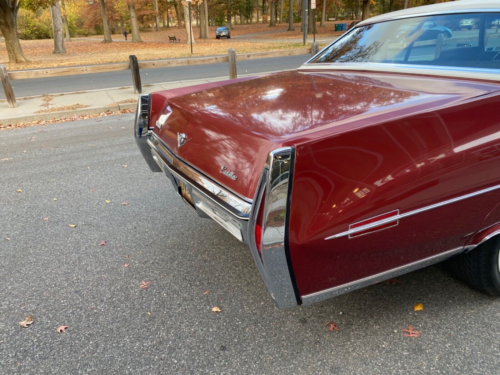 Cadillac-DeVille-1972-8