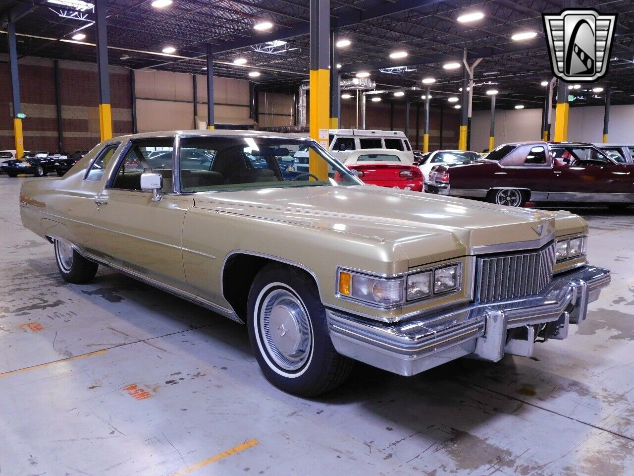 Cadillac-DeVille-1975-7