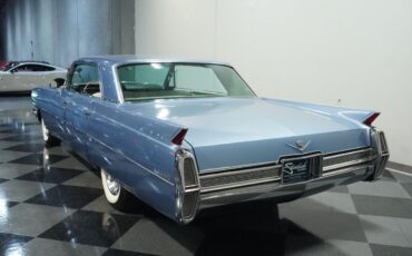 Cadillac-DeVille-Berline-1964-8