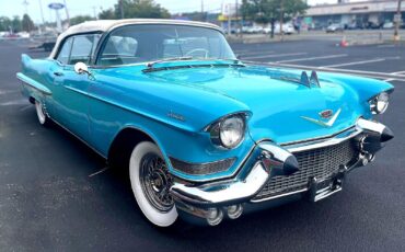 Cadillac-DeVille-Cabriolet-1957-4