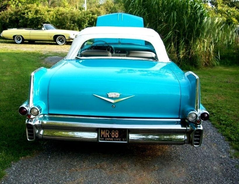 Cadillac-DeVille-Cabriolet-1957-8