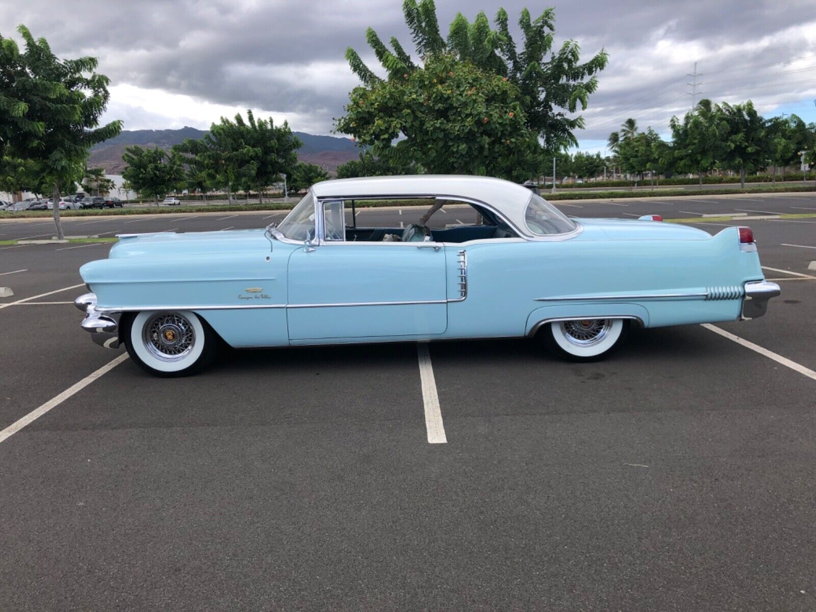 Cadillac-DeVille-Coupe-1956-1