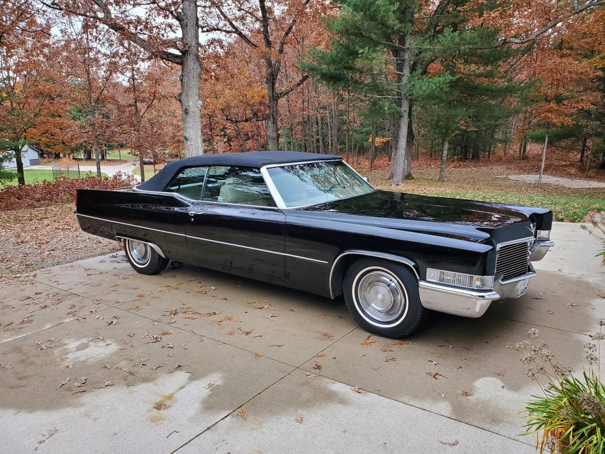 Cadillac-Deville-1969-3