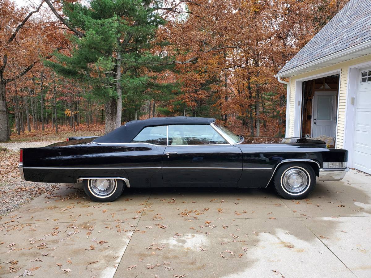 Cadillac-Deville-1969-4