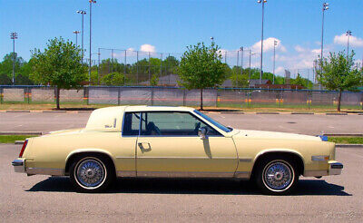 Cadillac-Eldorado-Coupe-1982-6