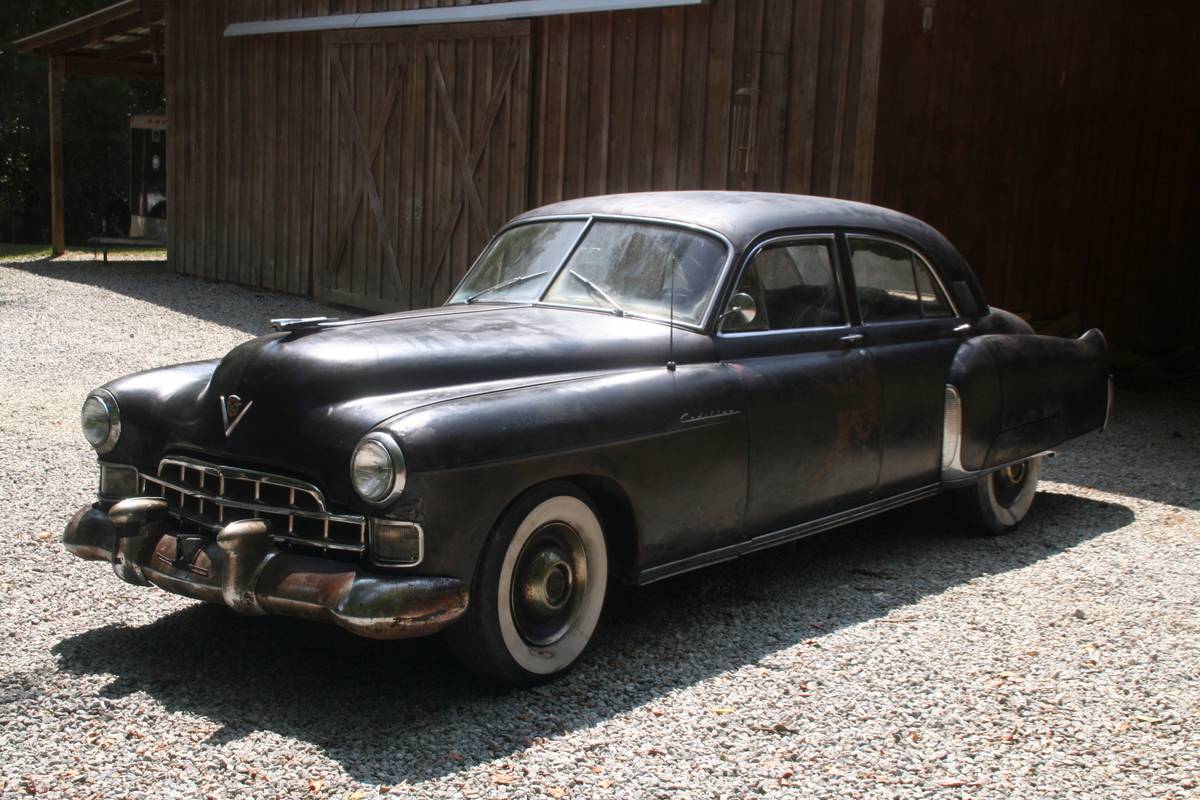 Cadillac-Fleetwood-1948