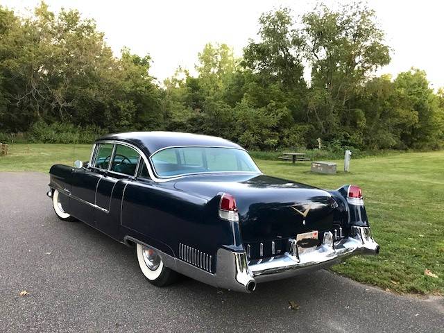 Cadillac-Fleetwood-1955-3