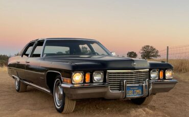 Cadillac-Fleetwood-1972-16