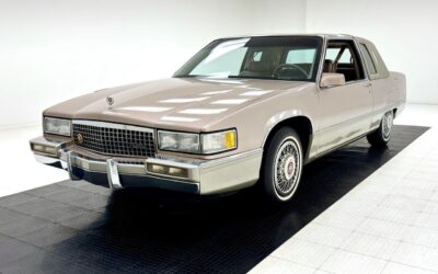 Cadillac Fleetwood 1990