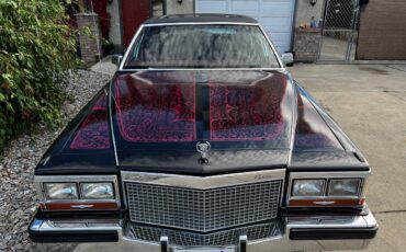 Cadillac-Fleetwood-brougham-1988-11