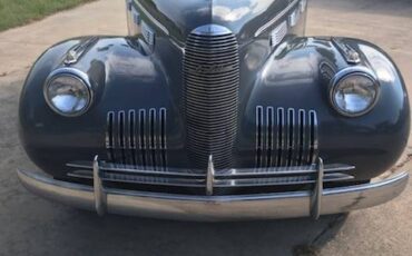 Cadillac-La-salle-1940-1