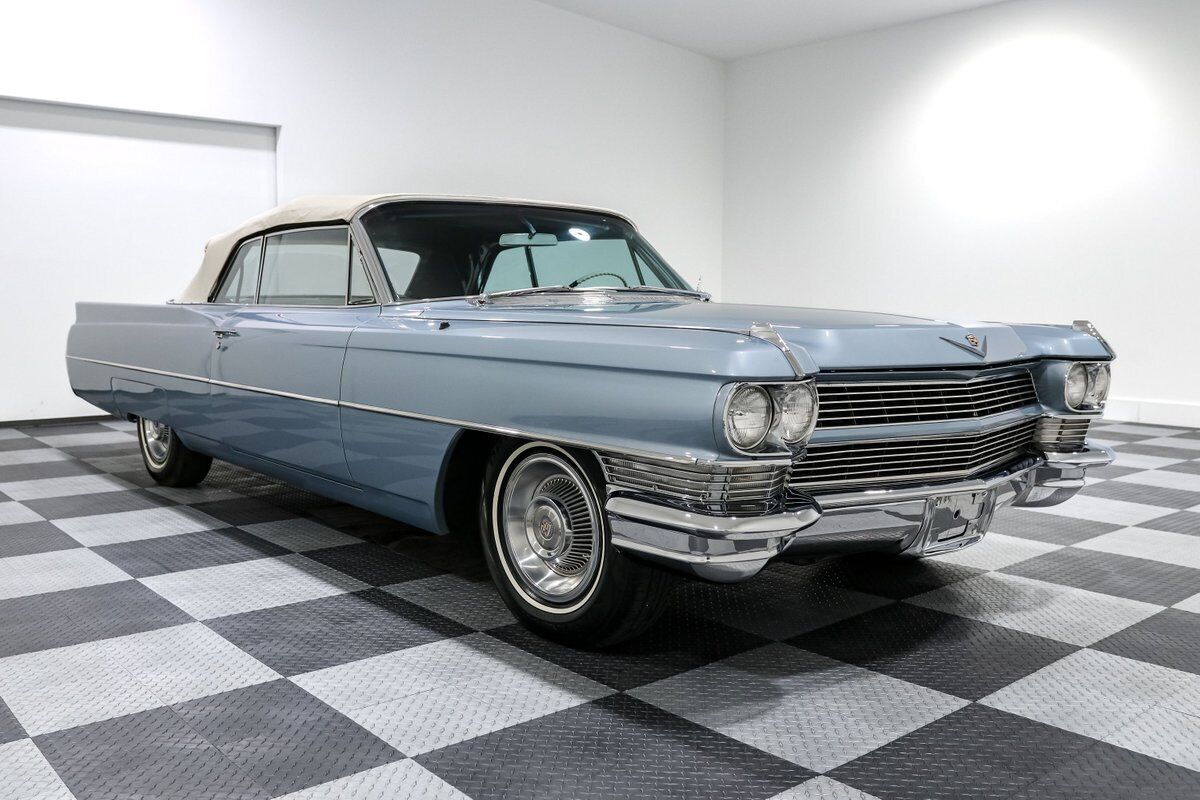 Cadillac-Series-62-Cabriolet-1964-1