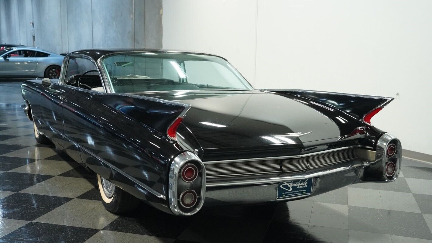 Cadillac-Series-62-Coupe-1960-7