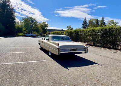 Cadillac-Series-62-Coupe-Coupe-1963-10