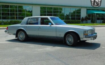 Cadillac-Seville-Berline-1976-7