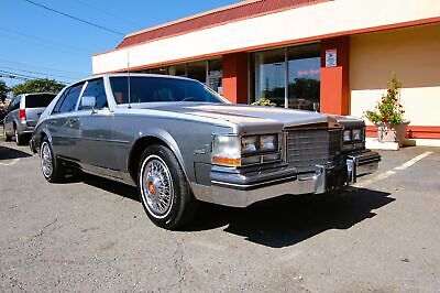 Cadillac-Seville-Berline-1985-1