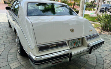 Cadillac-Seville-Berline-1985-20