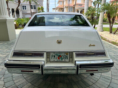 Cadillac-Seville-Berline-1985-22