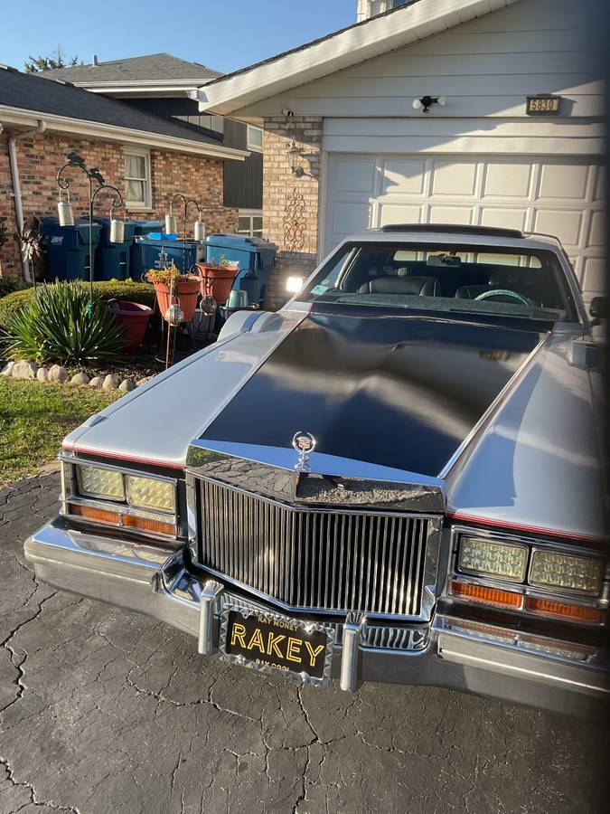 Cadillac-Seville.-opera-coupe-1980-2