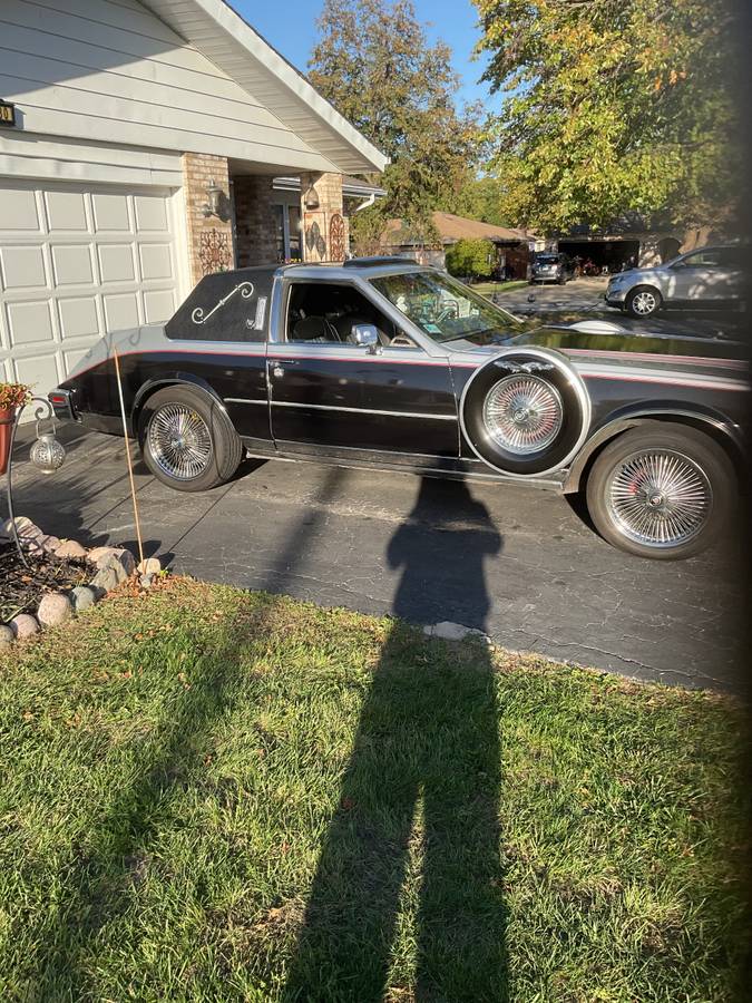 Cadillac-Seville.-opera-coupe-1980-3