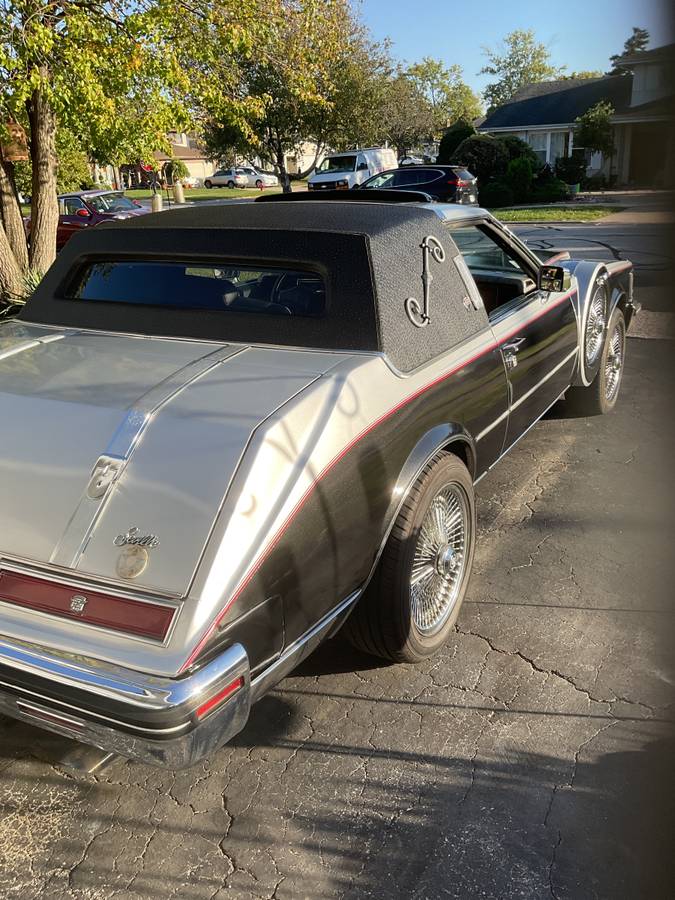 Cadillac-Seville.-opera-coupe-1980-4