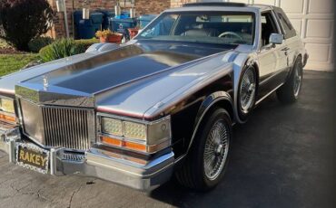 Cadillac-Seville.-opera-coupe-1980-9