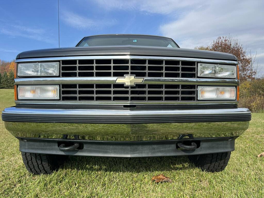 Chevrolet-1500-pickups-1991-8