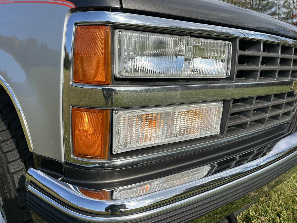 Chevrolet-1500-pickups-1991-9