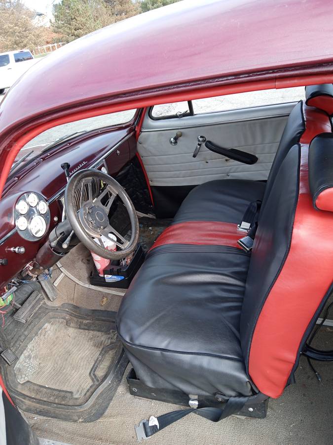 Chevrolet-2-door-coupe-1949-7