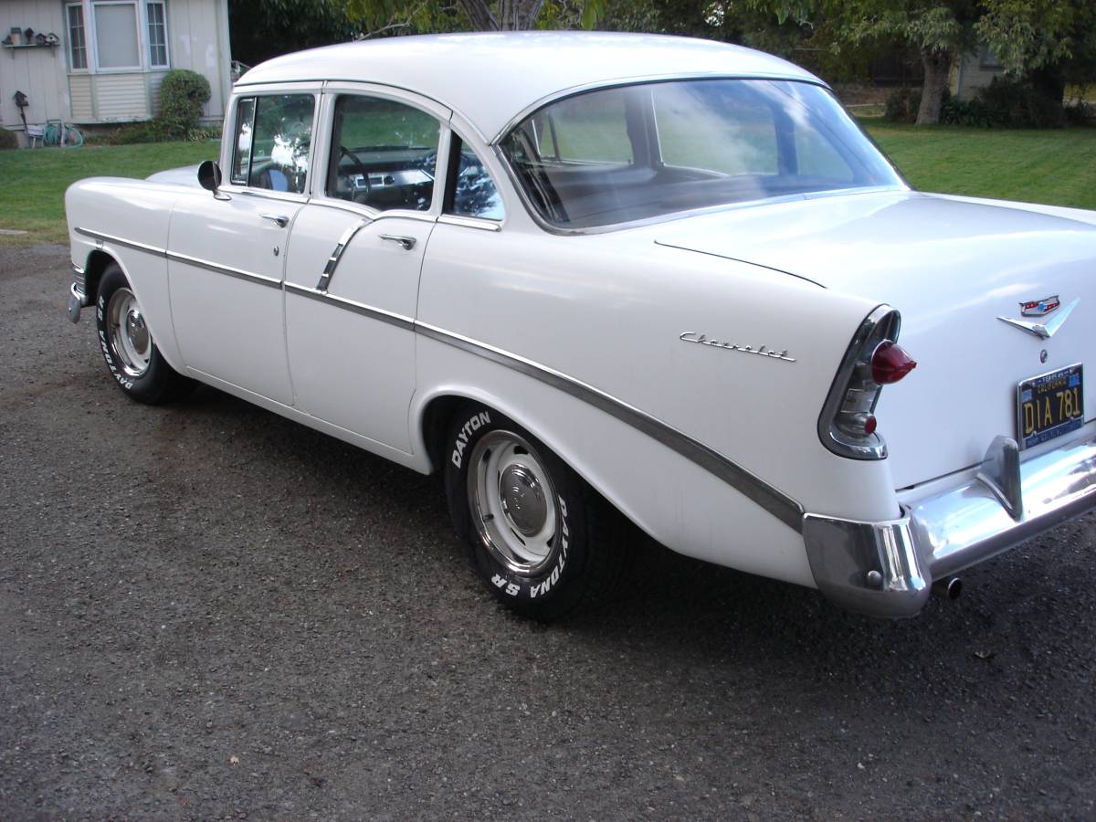 Chevrolet-210-1956-2