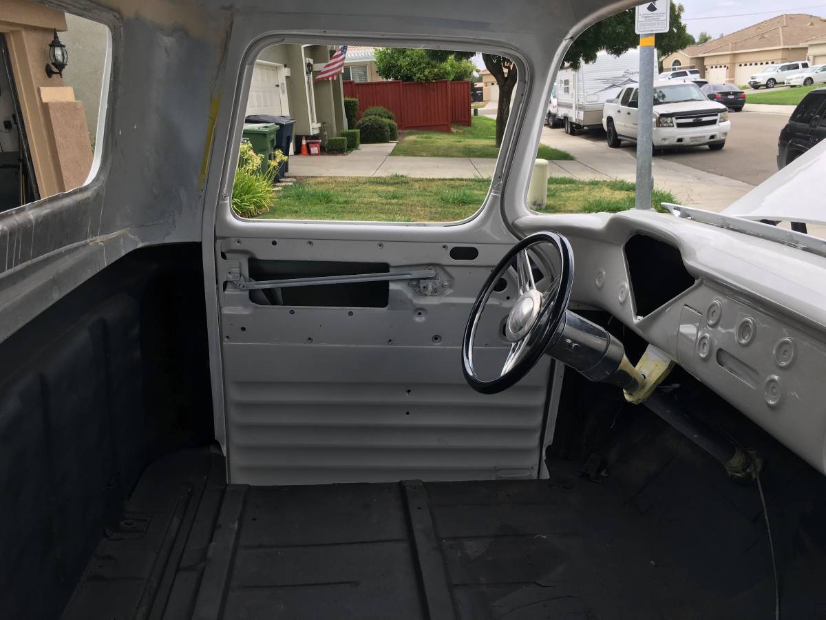 Chevrolet-3100-truck-1956-12