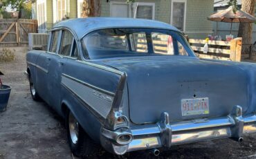 Chevrolet-Belair-1957-3