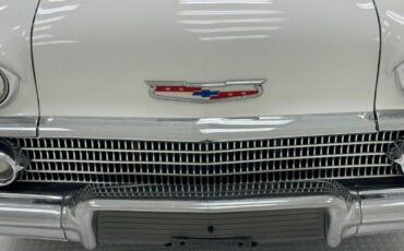 Chevrolet-Biscayne-Berline-1958-8