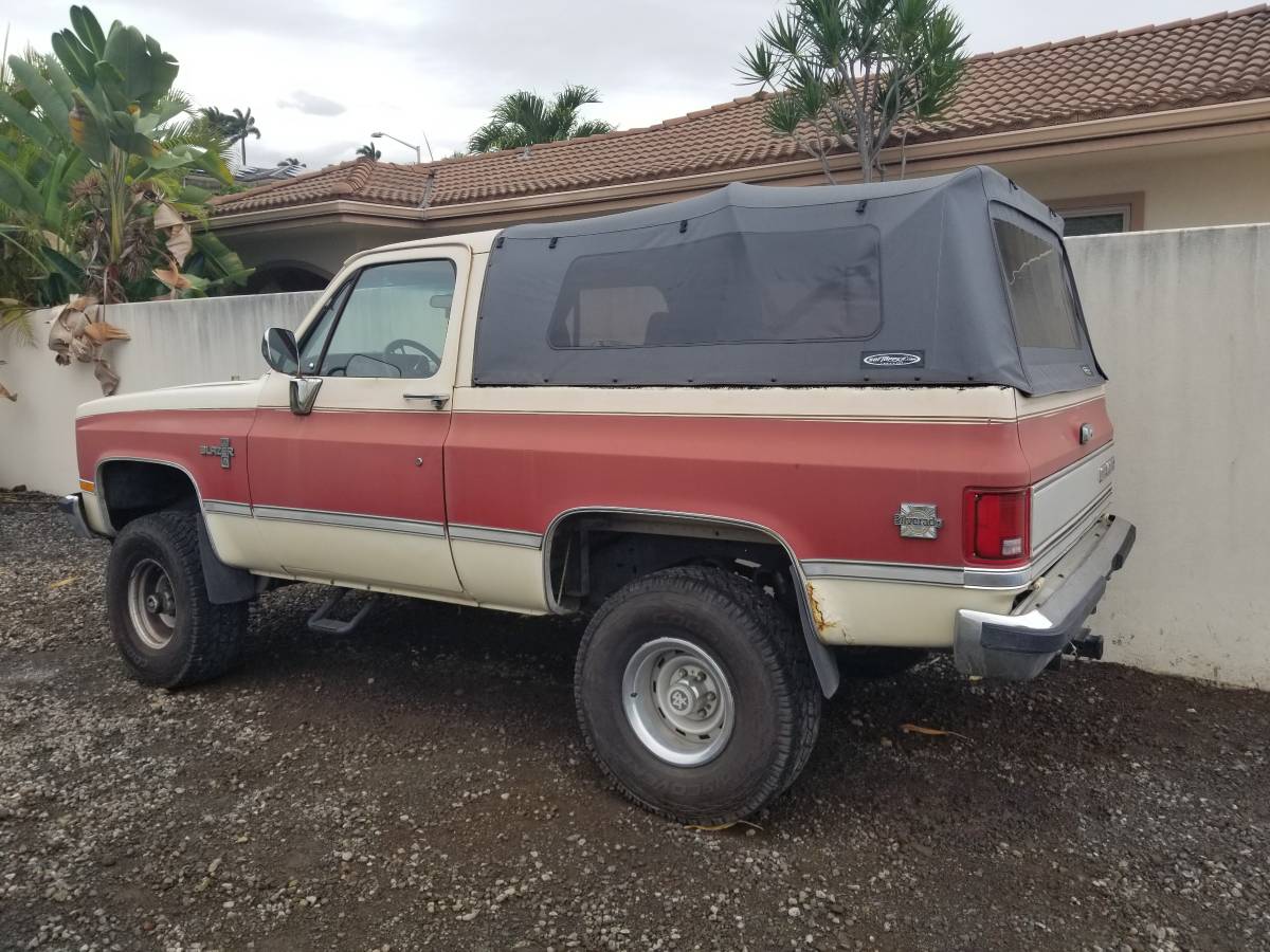 Chevrolet-Blazer-1986-2